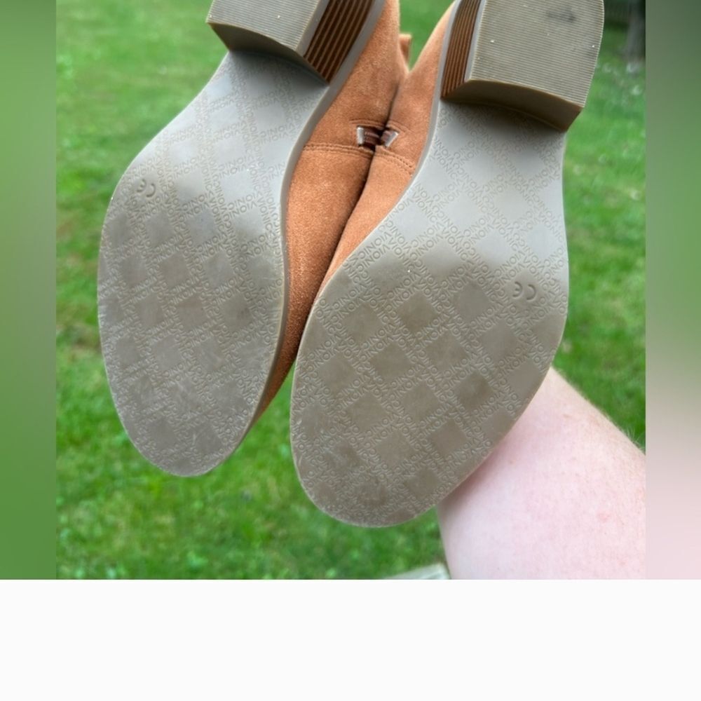Vionic Leather Ankle Booties - Picture 10 of 11
